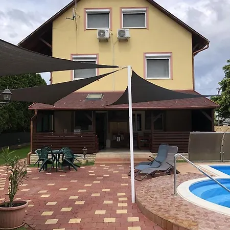 Belo Ueduelohaz*** Apartment *